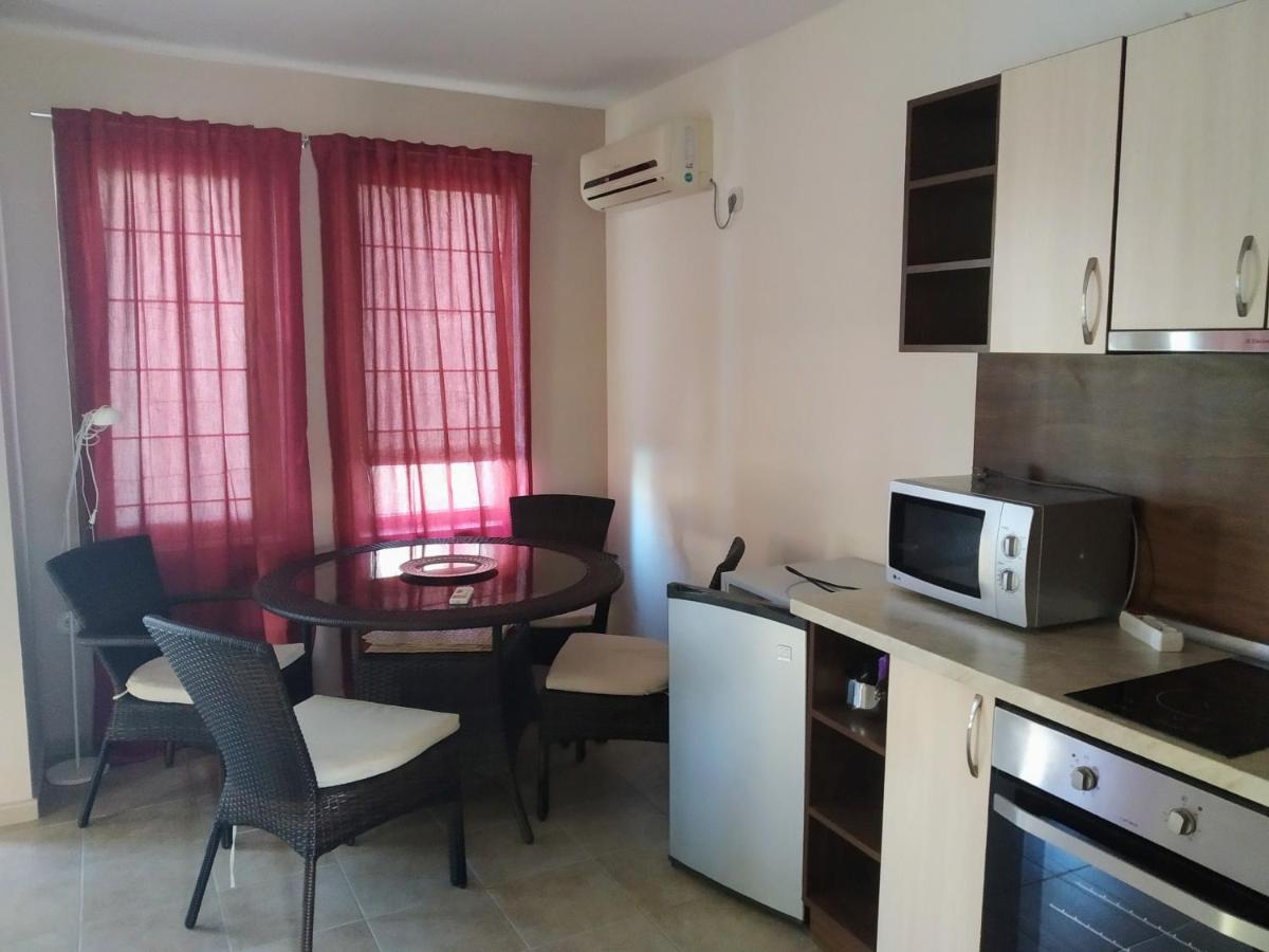 Лилия Apartment Sozopol Exterior foto